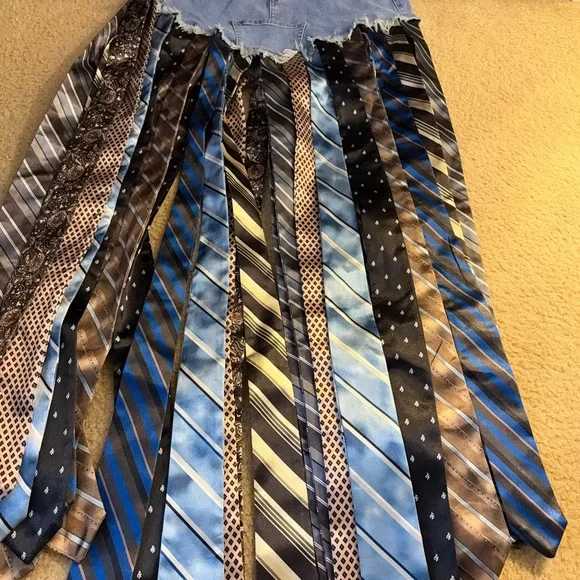 SO YOU THOUGHT DENIM SKIRT WITH TIE - Picture 7 of 9